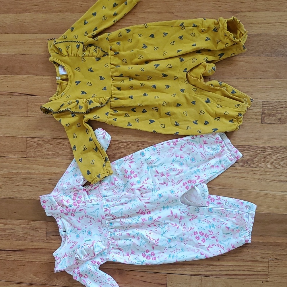 Girls size 6/9 months long-sleeved rompers